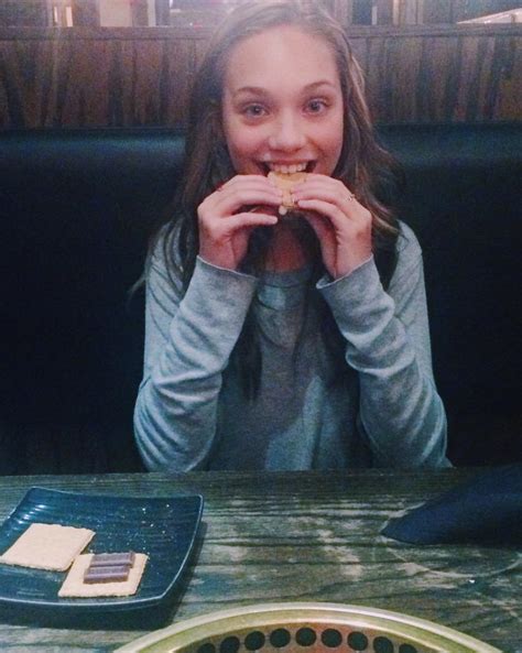 Maddie Ziegler On Twitter Smores Please 🔥 Fdjzmgrbyp