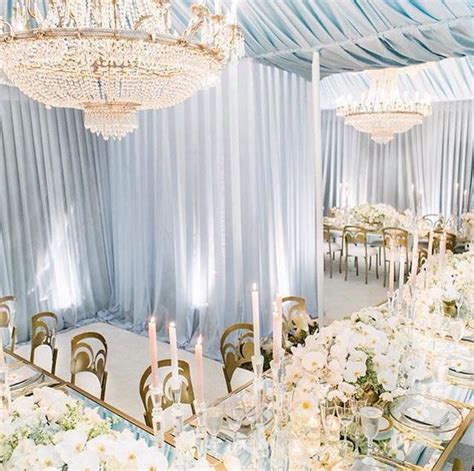 Crystal Clear Wedding Themes Wedding Sets Wedding Table Our Wedding