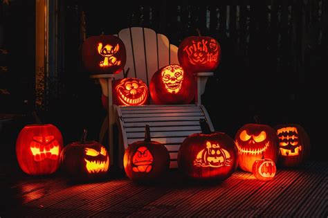 80 Creative Pumpkin Carving Ideas For Halloween
