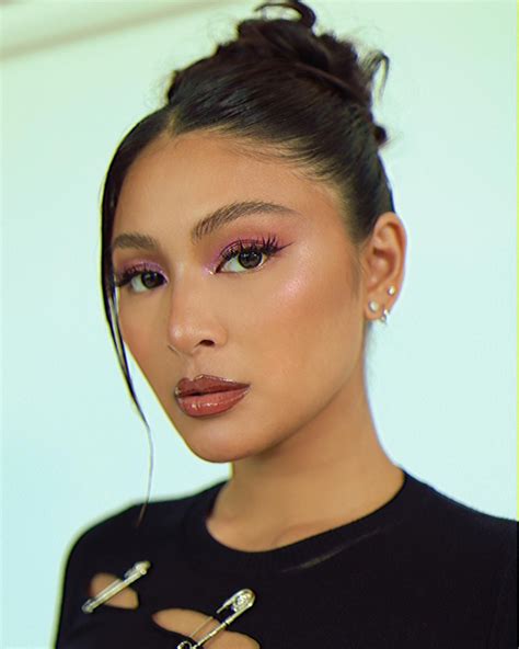 these are nadine lustre s beauty looks we can t stop thinking about metro style