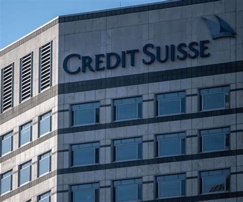 Credit Suisse To Pay Upfront Bonus To Top Execs