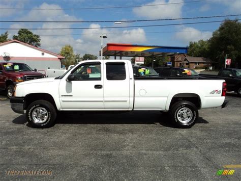 2004 Chevrolet Silverado 2500hd Ls Extended Cab 4x4 In Summit White