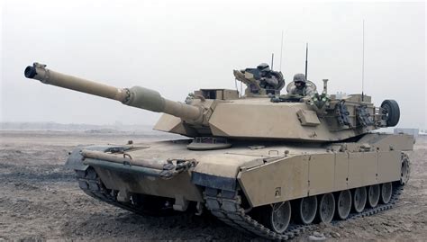 File:M1A1 Abrams Tank in Camp Fallujah retouched.jpg - Wikimedia Commons