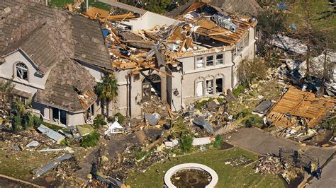 Stars Ben Bishop Tyler Seguin Suffer Property Damage From Tornado In