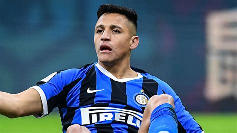 Jugador del arsenal y de la selección chilena de fútbol. Alexis Sanchez's shocking decline: From Arsenal superstar ...