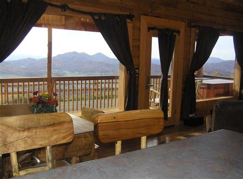 Some of our cabin rentals are pet friendly, so you don't have to leave your pet behind. Pet Friendly Cabin Rental Cove Mountain Ridge in Wears ...