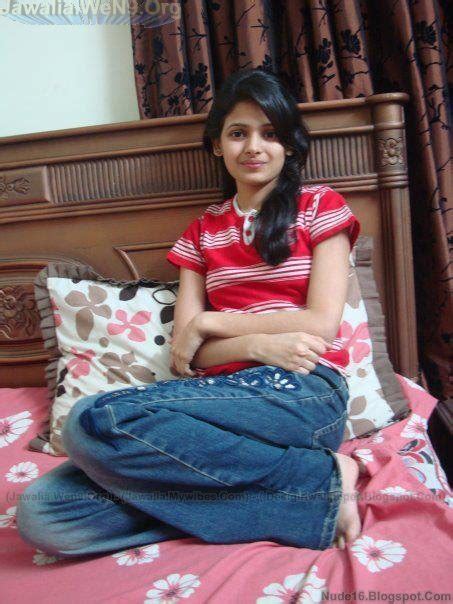 Indian Bangladeshi Pakistani Hot Cute Beautiful Desi Girls Picture And Videos Very Sweet Desi