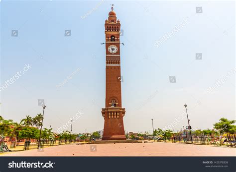 Lucknow City Clock Tower India Stock Photo 1425378338 Shutterstock