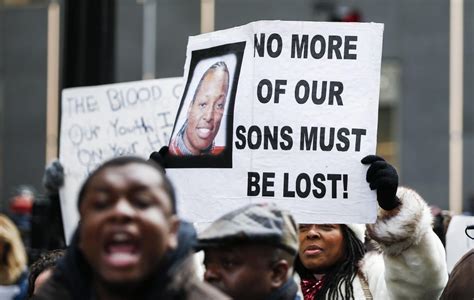 un policía mata a dos personas de raza negra en chicago estados unidos el mundo
