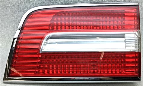 Oem Lincoln Navigator Right Passenger Side Gate Mounted Tail Lamp Lens Crack Alpha Automotive