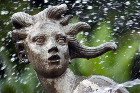 Water Nymth Nymph Statue In Fountain Goetze Memorial Fount Flickr