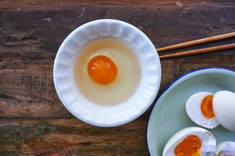 Eggshells are porous and salt water can go through the eggshells by a process called question: How To Make Salted Duck Eggs