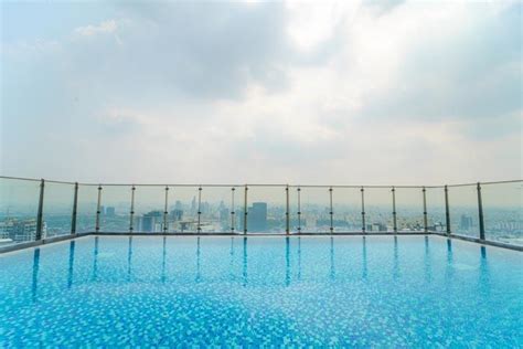 Hotel Review Vinpearl Luxury Landmark 81 Saigon
