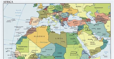 Eilanden die niet op de afrikaanse continentale plaat liggen maar gewoonlijk beschouwd worden als behorend tot afrika (aangeduid met (1)); Kaart landen Afrika: Kaart topografie landen Afrika