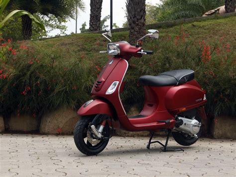 Vespa offers 9 new bike models and 1 upcoming models in india. Vespa SXL 150: Review Photo Gallery @ ZigWheels