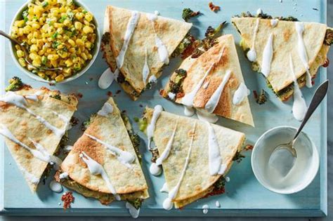 Broccoli And Cheddar Quesadilla With Mexican Style Corn And Sour Cream
