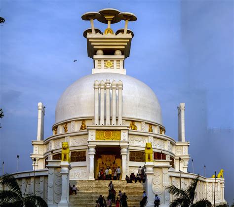 The Dhauli Shanti Stupa The Stupa Marks The Place Of The G Flickr