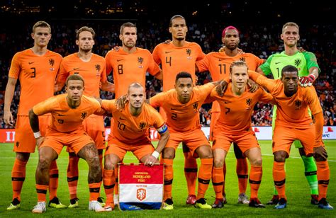 3,288 likes · 1 talking about this. Kies de elf namen waarmee Oranje tegen Duitsland moet ...