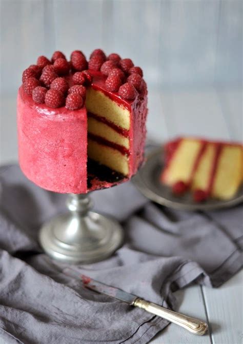 Kuchen aus dem ofen nehmen und auskühlen lassen. Vanillekuchen mit Himbeercreme | Kuchen und torten, Kuchen ...