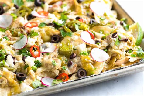 Cook the chicken with salt, pepper, garlic powder, and chili powder for two to three minutes. Loaded Salsa Verde Chicken Nachos Recipe