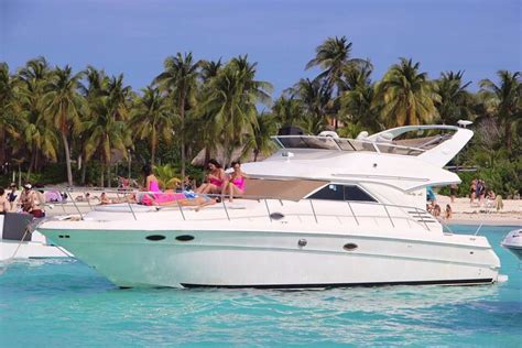 Private Yacht Rental From Cancun 2024