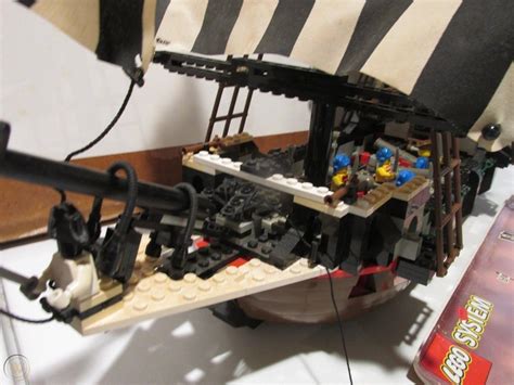 Skulls Eye Schooner Lego 6286 Pirate Ship Rare And Legendary 100