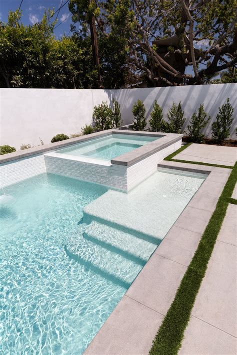 StoneScapes Mini White NPT Pool Finishes Courtyard Pool Backyard