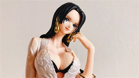 Boa Hancock Glitter And Glamours Shiny Venus Unboxing One Piece Figure Review Youtube