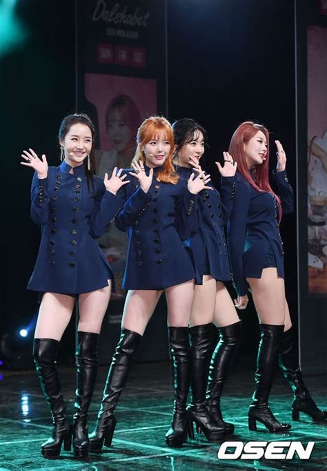 Dal Shabet Holds Their Comeback Showcase