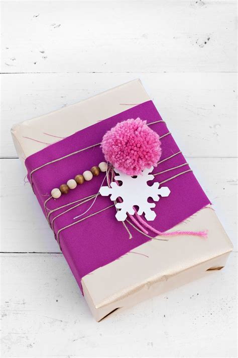 Try This Use Scraps For Creative Gift Wrapping Modern Gift Wrap