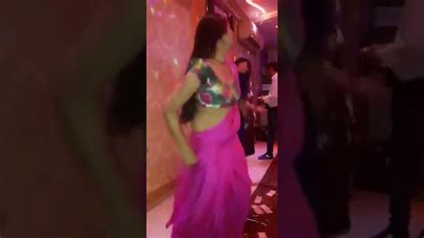 Hot Saree Mujra Dance Indian Hot Girl Dancing Queen Desi Mujra Silk Saree Hot Navel