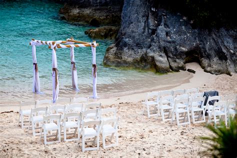 The wedding of your dreams is waiting out here. Sacha Blackburne Photography: Vicky & Matt - Elbow Beach ...