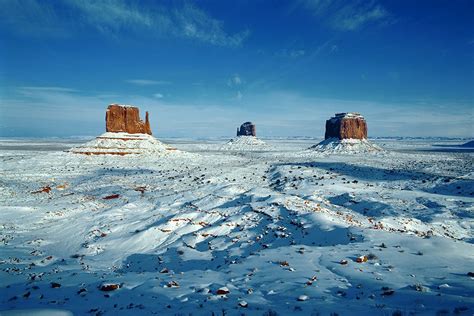 Monument Valley In Snow Jim Zuckerman Photography And Photo Tours