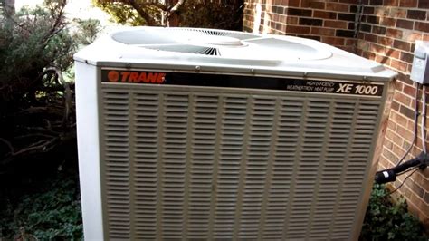 2001 Trane Xe1000 5 Ton Heat Pump Running In Heat Mode And Defrosting