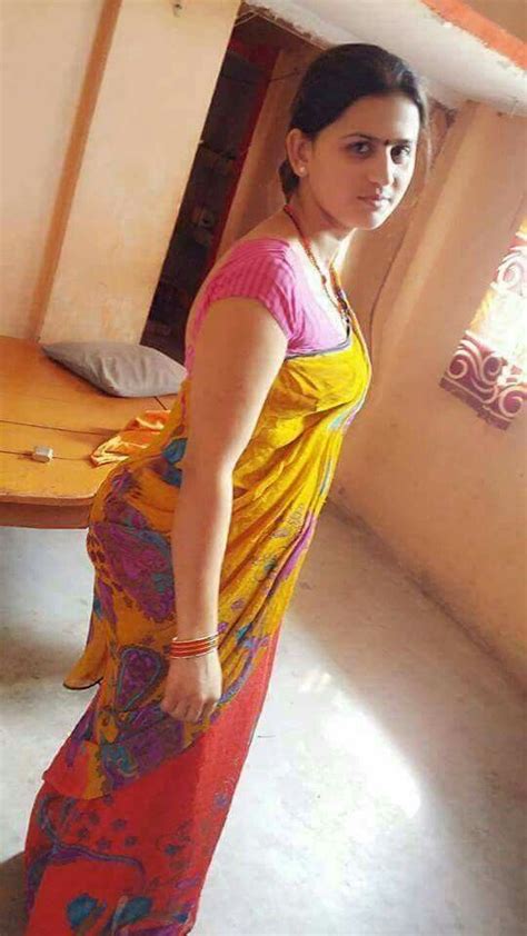 Beautiful Blouses Beautiful Dresses Aunty Desi Hot Aunty In Saree