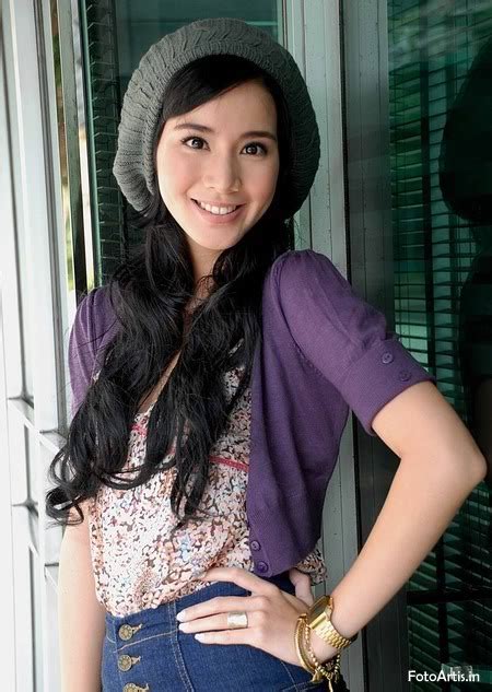 foto profile artis indonesia monica jill gladys rahardja jill gladys cute face indonesian