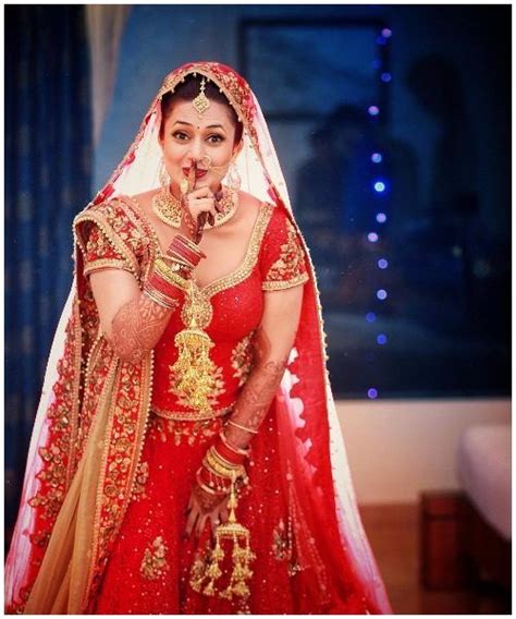 Divyanka Tripathi And Vivek Dahiya’s Rang Dey Wedding Is Weaved Of Dreams Bride Photoshoot