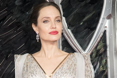 Angelina Jolies Net Worth Her Hollywood Career And Philanthropy