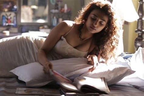 Radhika Apte Leaked Pic That Went Viral Quirkybyte