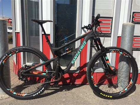 Santa Cruz Hightower Cc Robnows Bike Check Vital Mtb