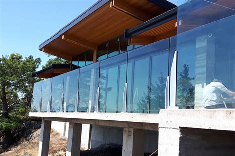 Vancouver 12mm Topless Glass Railing Installations Of 12mm Topless Glass Railings In
