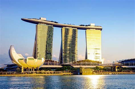 Marina Bay Sands Hotel Shopping And Entertainment Complex In