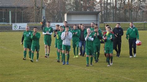 Fsv Grün Weiß Niemegk Niemegker Fußballer Können Nun Doch Nicht Zur