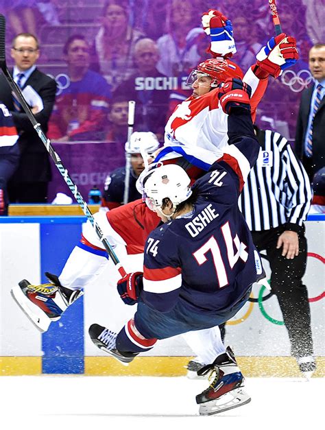 Dramático Triunfo De Eu Sobre Rusia En Hockey Sobre Hielo Excélsior