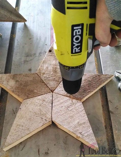 Diy How To Make Rustic Wood Stars Using Barn Wood Pallet Wood Or