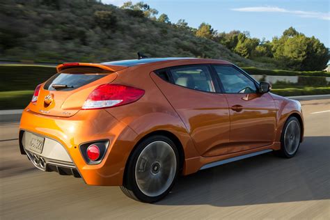 Hyundai Adds Value Minded Trim Level To The Veloster Autoevolution