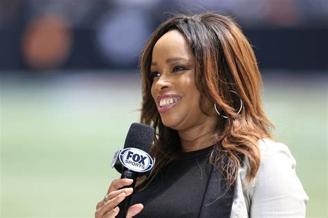 Fox Sports Pam Oliver Says Chronic Migraines Have Affected Her Ability