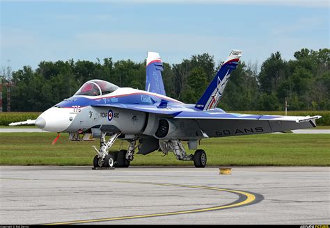 188776 Canada Air Force Mcdonnell Douglas Cf 188a Hornet At London