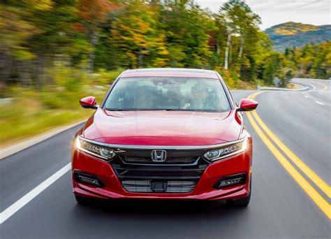 Here Comes The 10th Generation Honda Accord Drive Safe And Fast