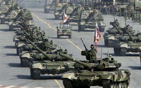 Rusii Isi Arata Muschii Au Organizat O Parada Militara Impresionanta